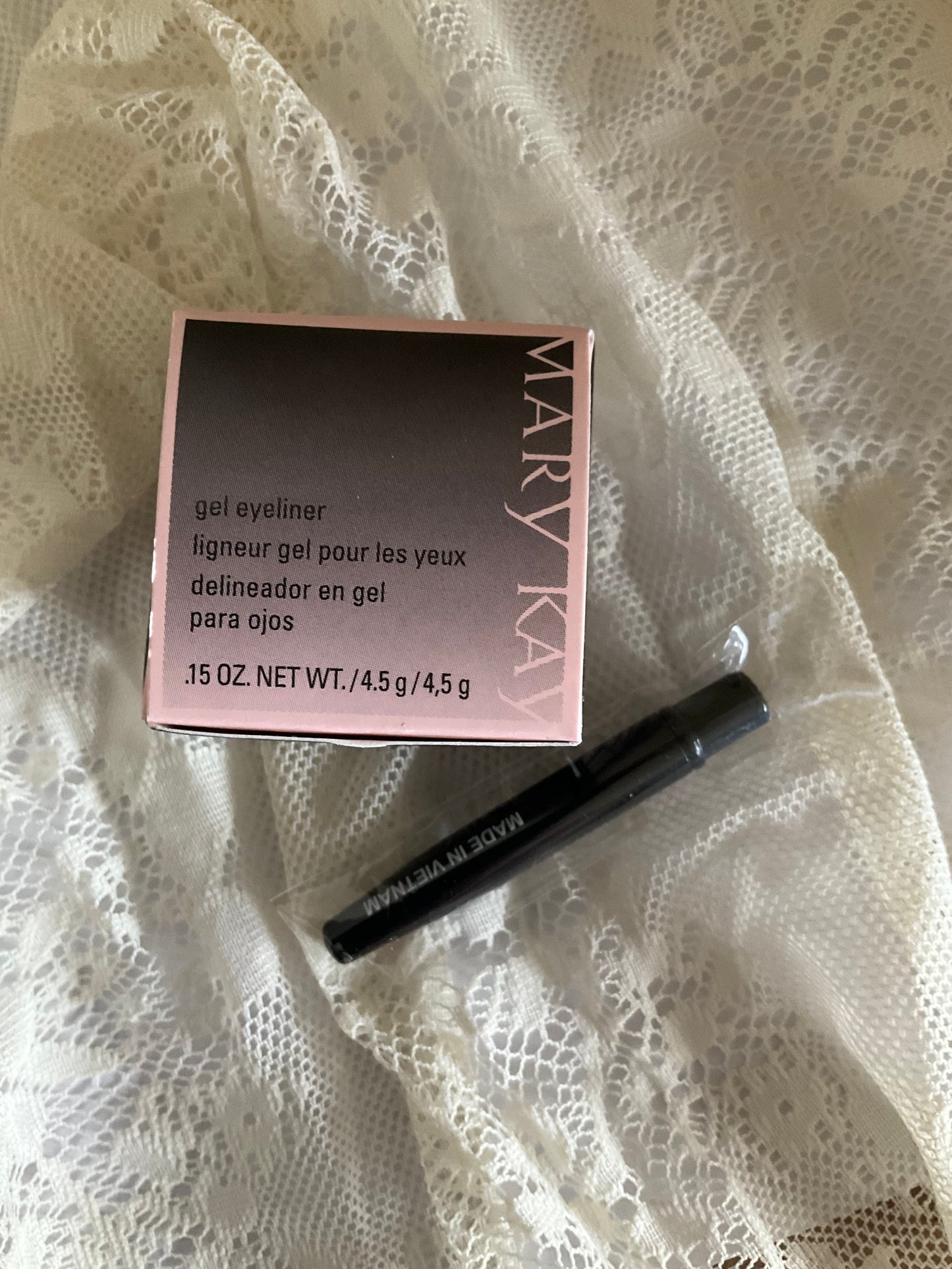 Mary Kay Gel eyeliner