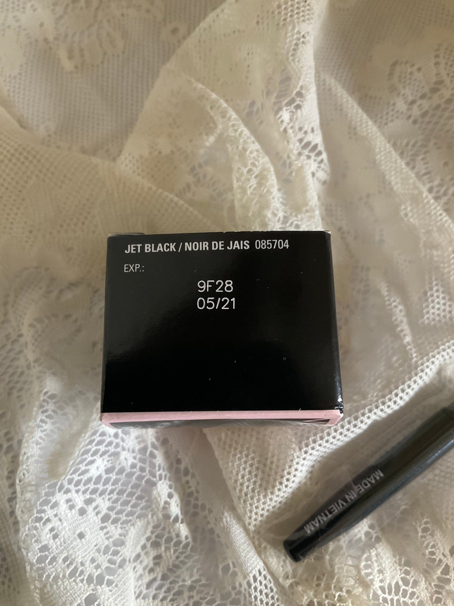 Mary Kay Gel eyeliner