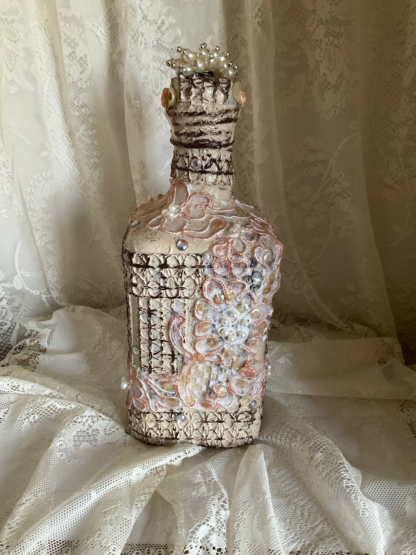 Soft Vintage Boho Pint